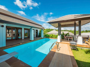 Villa Vigo with gym and tennis court
